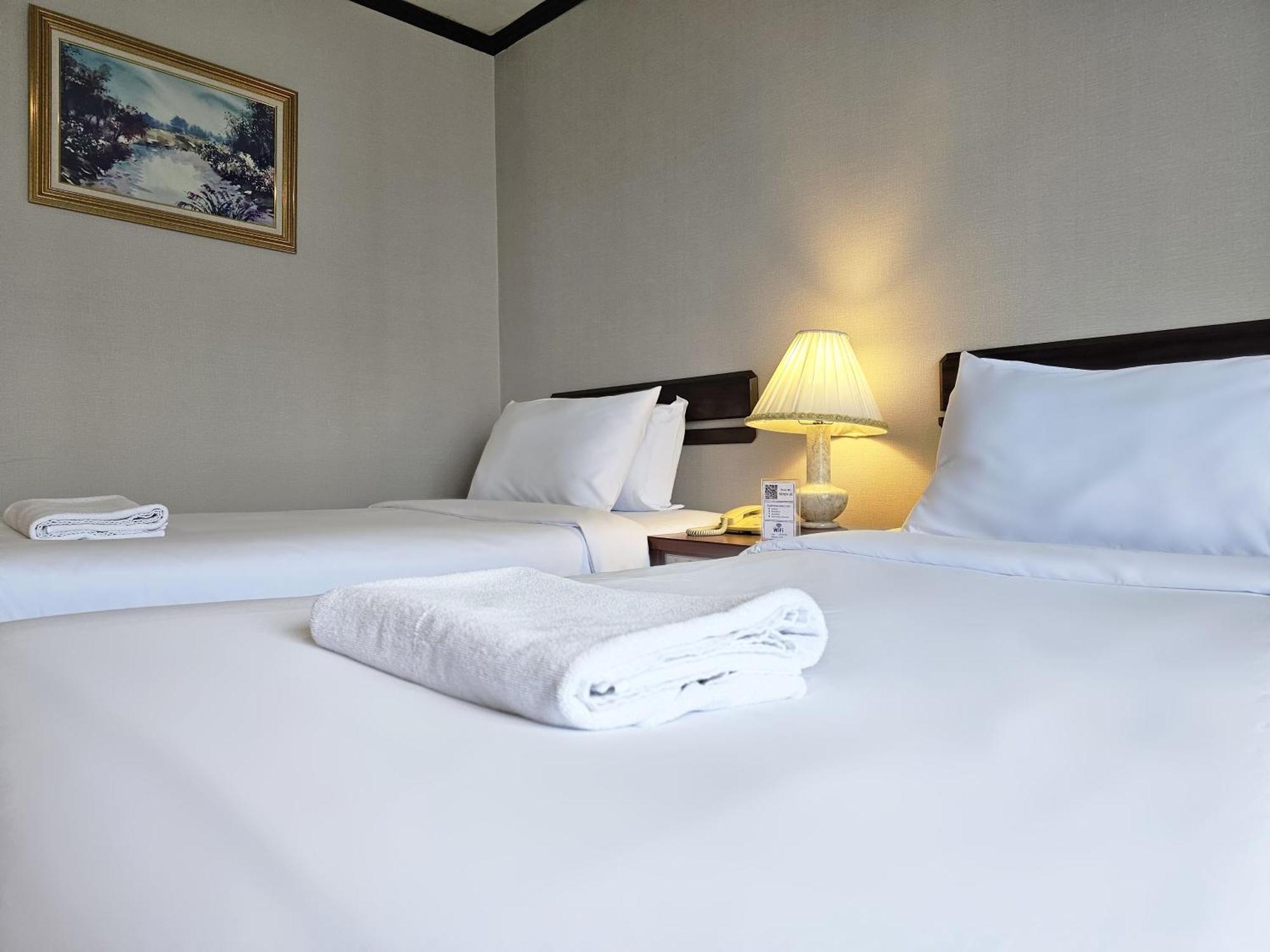 Alexander Hotel بانكوك المظهر الخارجي الصورة